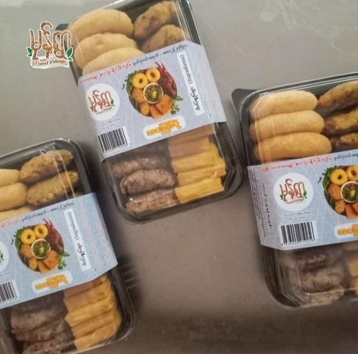 Food Village မုန့်ရွာအကြော်စုံ