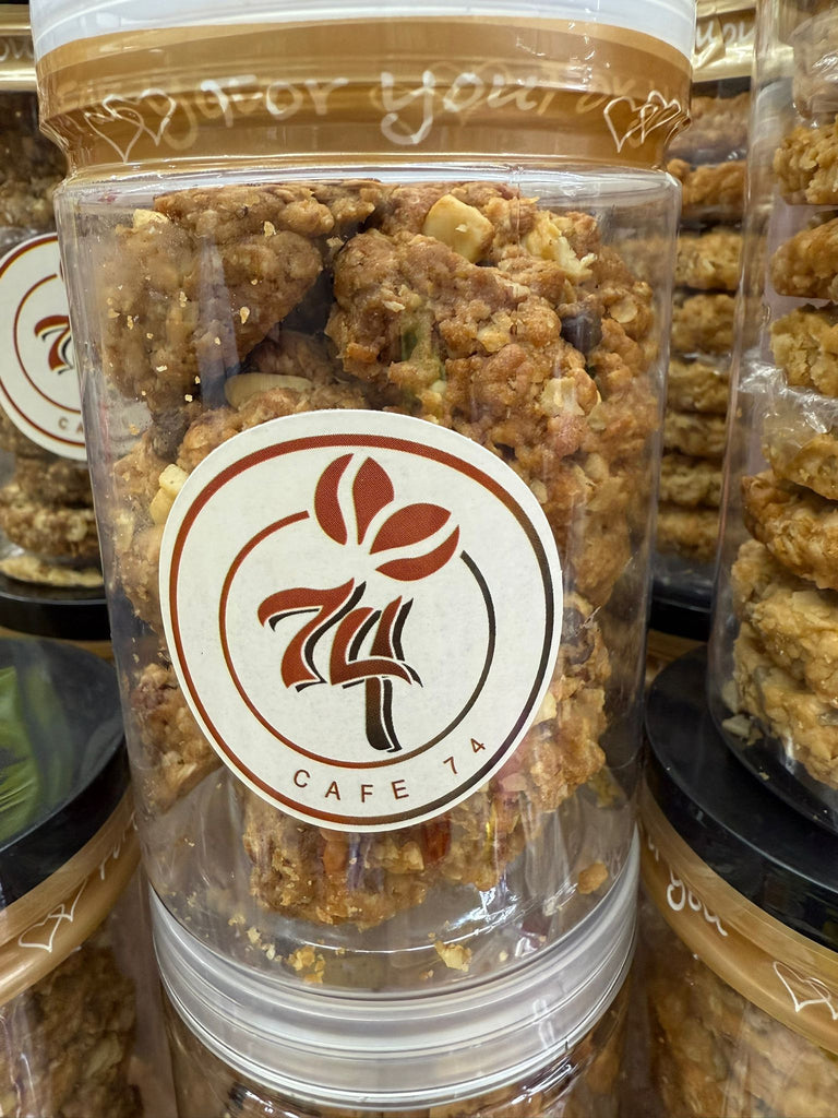74 Cafe Oats Cookies