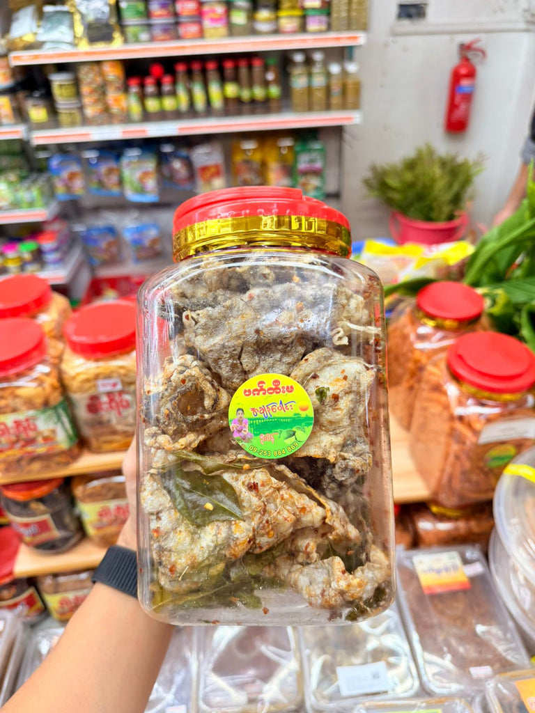 ဖက်တီးမ ငါးရေခွံကြော်